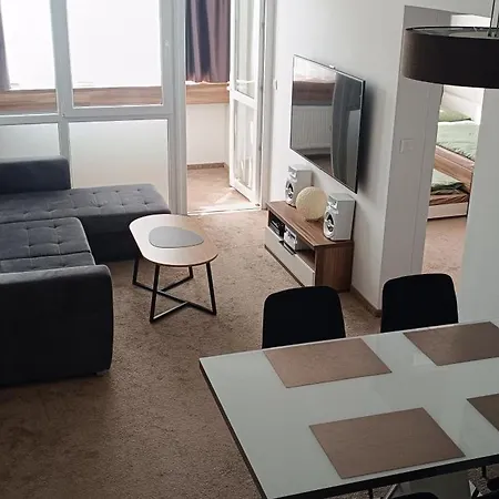شقة Tami Hviezdoslavova 2, Liptovsky Mikulas, Private Parking