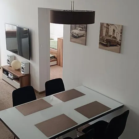 Tami Hviezdoslavova 2, Liptovsky Mikulas, Private Parking